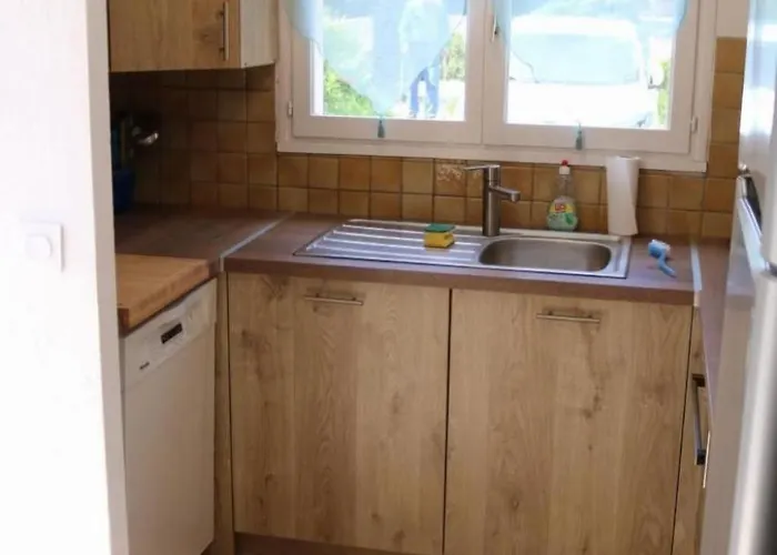10 By Interhome *
